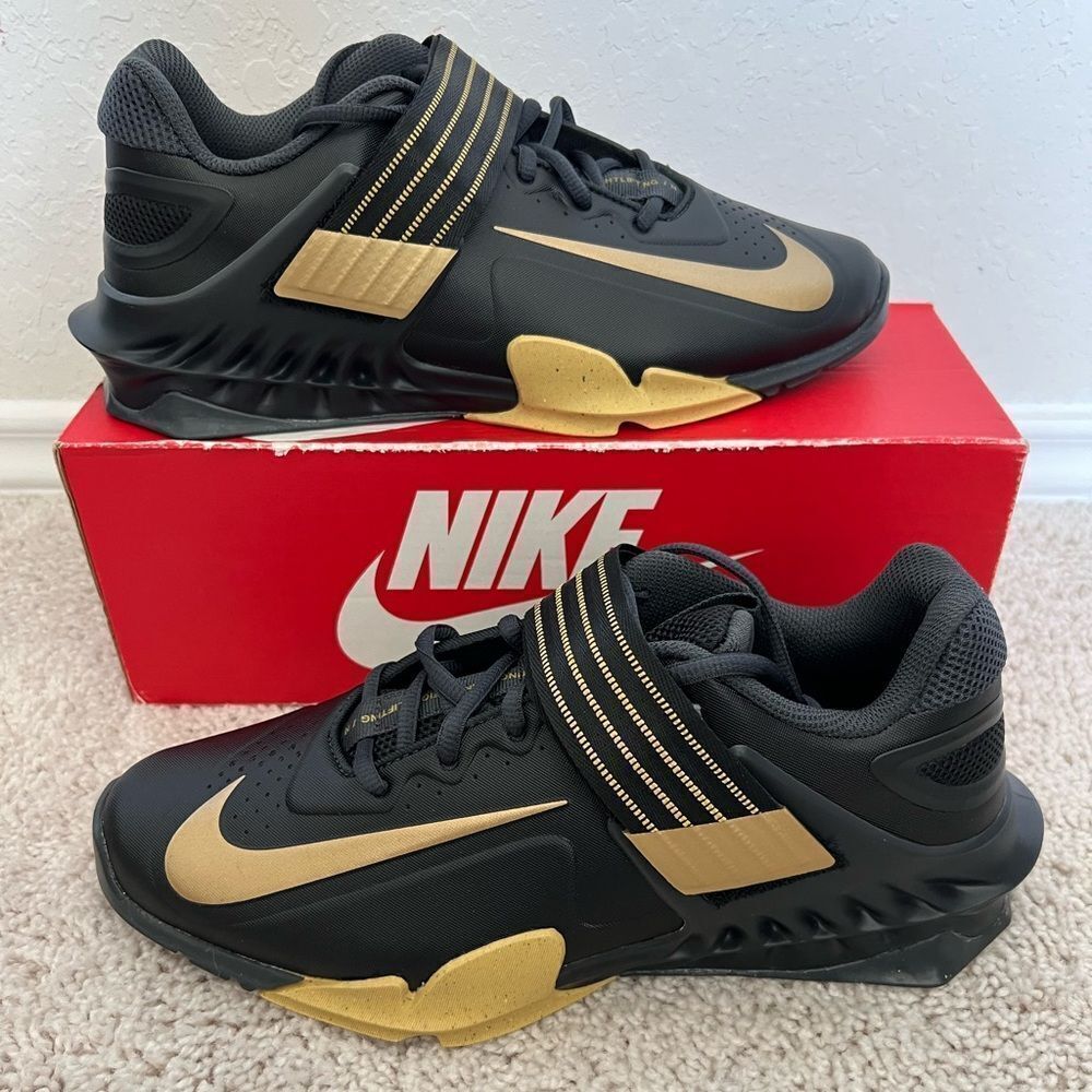 NIKE SAVALEOSBLACK GOLD WEIGHT POWER LIFTING GYM SHOES